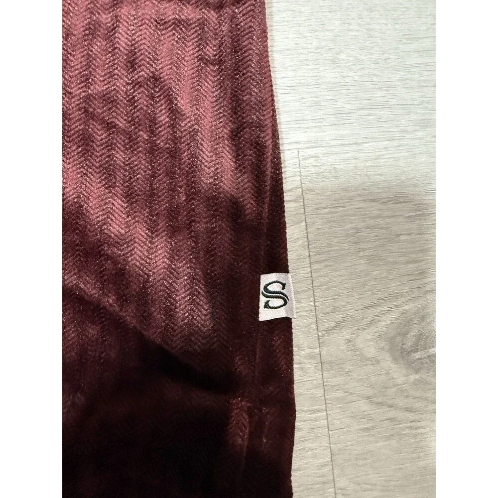 Silver Silk Men’s Burgundy Herringbone 3-Piece Suit Jacket, Vest, 44x30 Pants